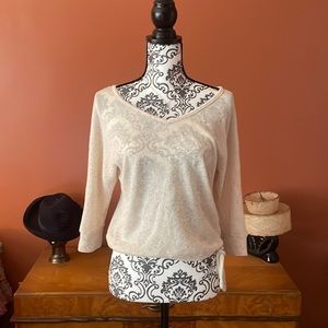 Daytrip blouse in size xs, cream colored with small sparkly gems and a size tie